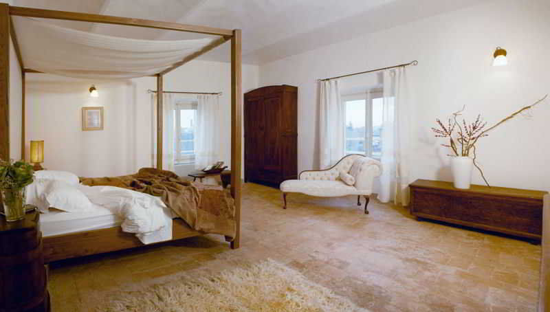 La Villa Hotel Doha Exterior foto