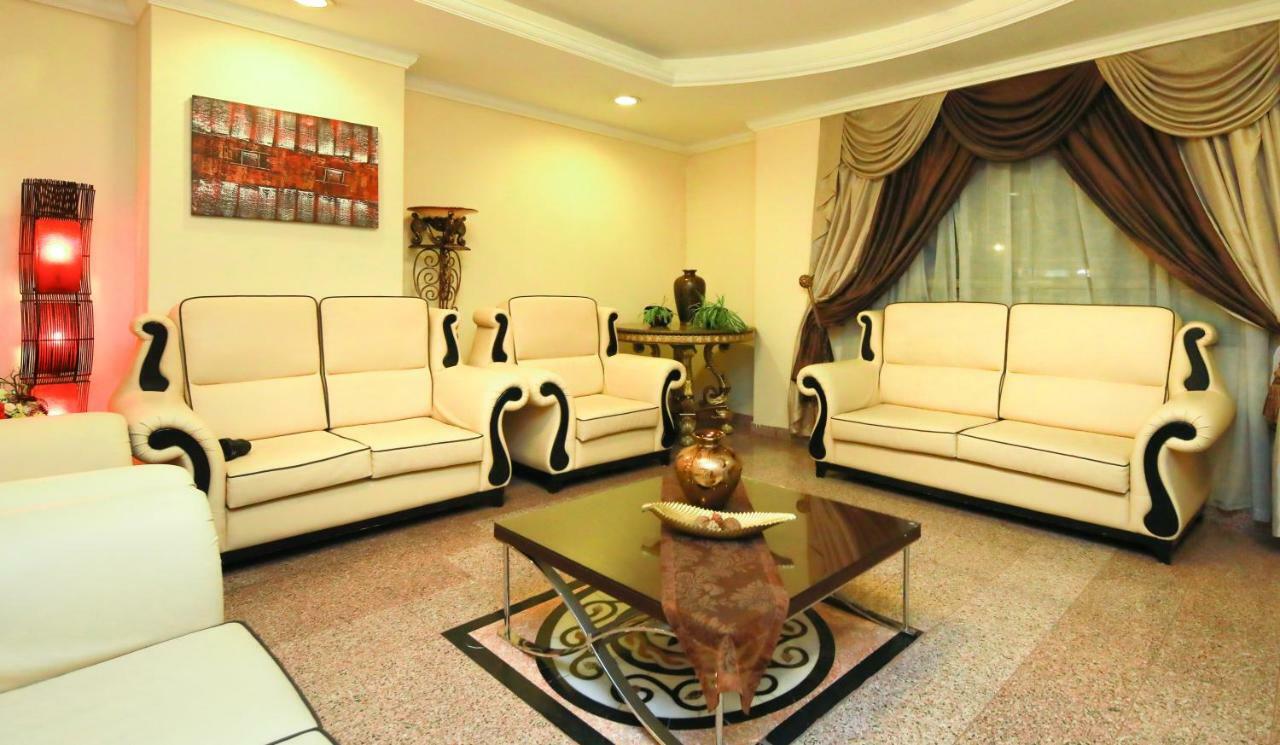 La Villa Hotel Doha Exterior foto